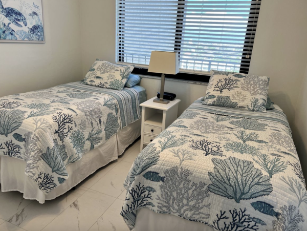 Lovely Condo in Marco Island with Full Ocean Views Sleeps 4